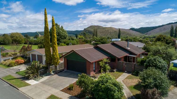 20 Lord Auckland Road Wakefield_14