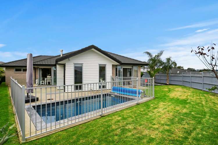 57 Sunningdale Street Wattle Downs_14