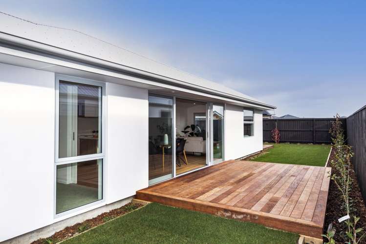 66 Whitehorn Drive Lincoln_27