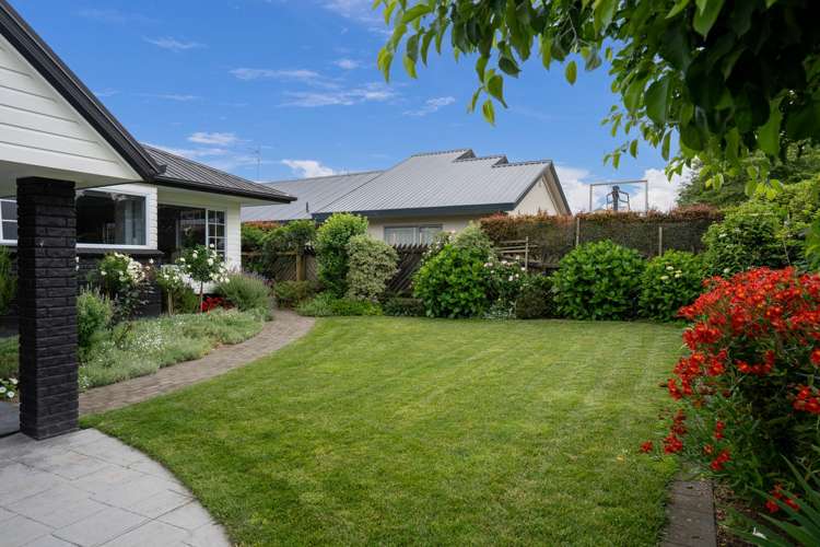 71 Carlyle Street Cambridge_31