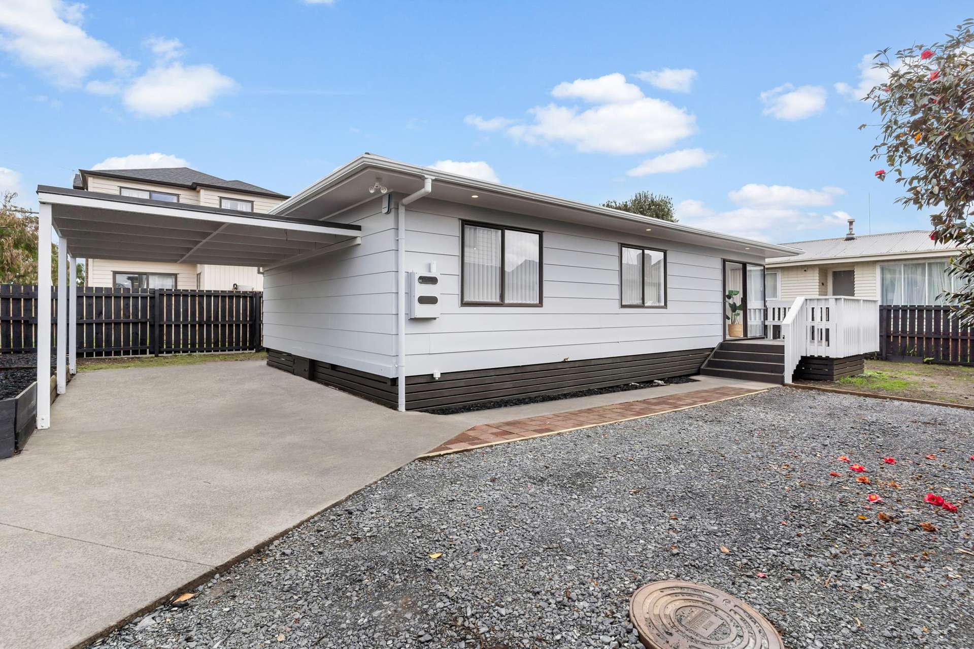 2/6 Cambridge Road Manurewa_0