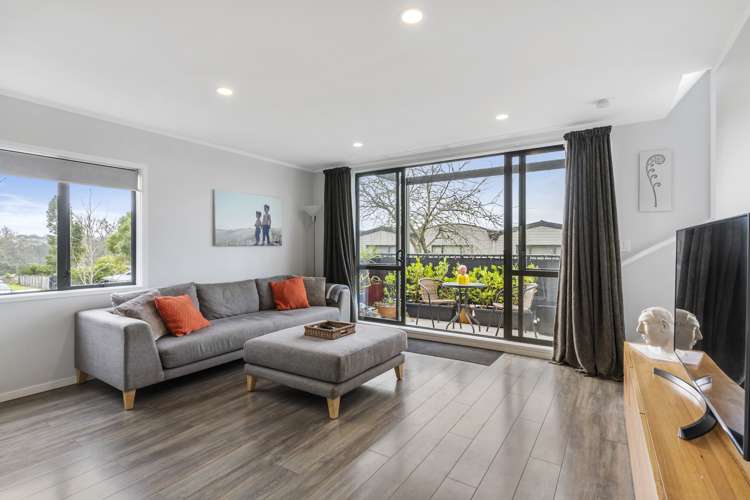 2/8 Flynn Street Birkdale_3