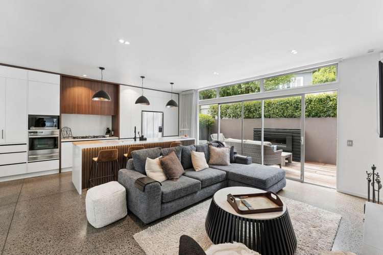 4C Sarsfield Street Herne Bay_5