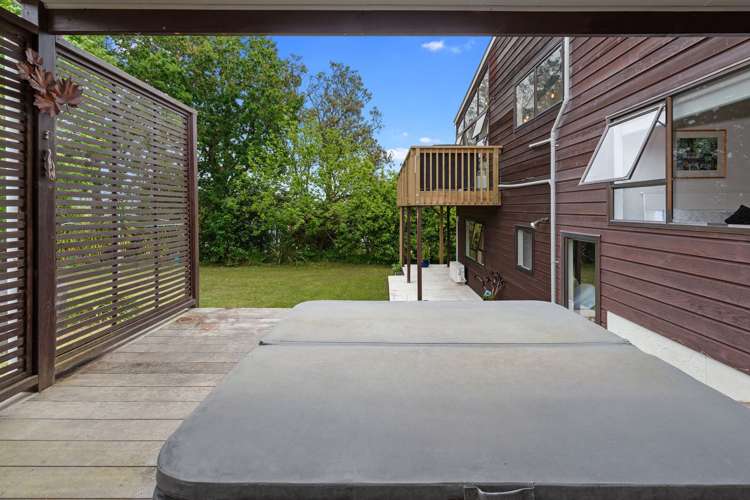 17 Chatham Avenue Paremoremo_28