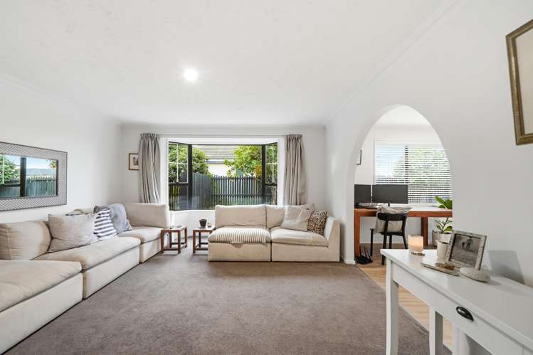 1/54 Aorangi Road Bryndwr_1