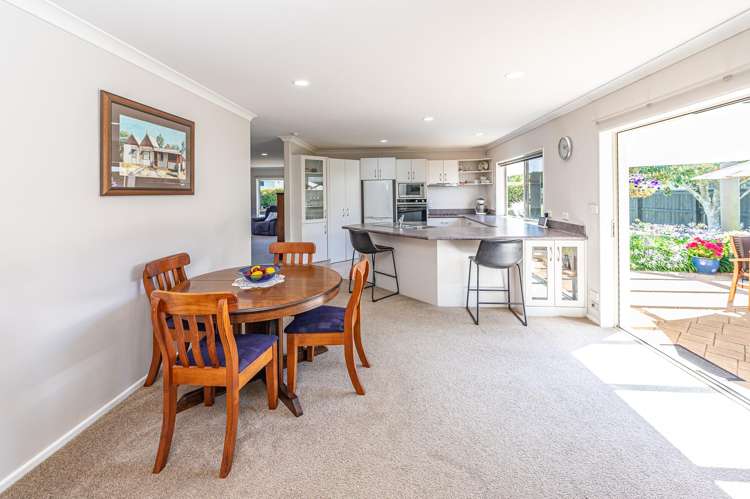 13 Norfolk Drive Otamatea_5