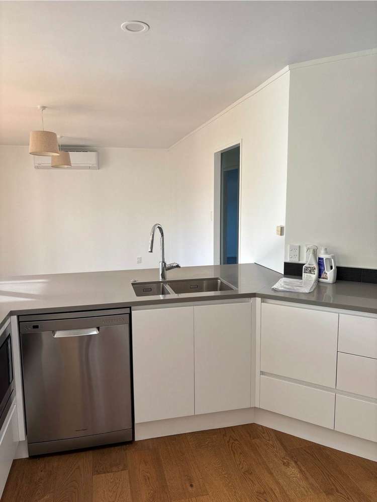 14 Lakeside Drive Orewa_6