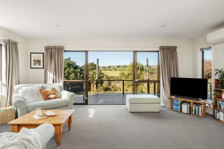 8 Lochinvar Place Ohauiti_1