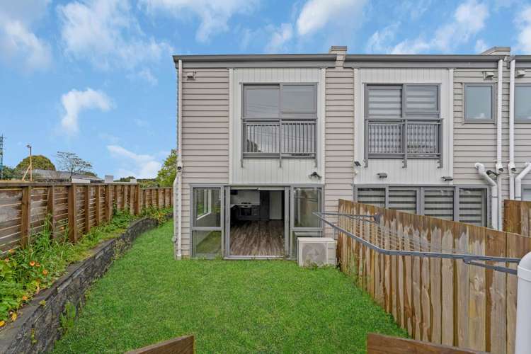 99A Mahia Road Wattle Downs_22