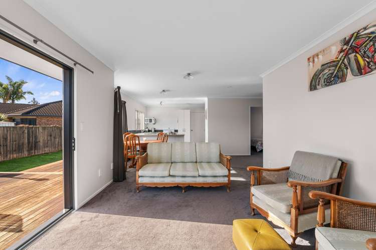 9a Holland Street Glenholme_7