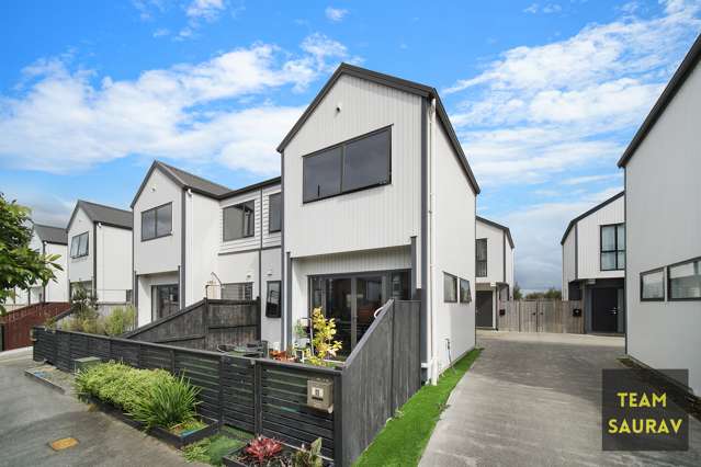 Rare Two-Bedroom Gem in the Kauri Flats School Zone