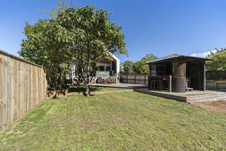 6 Aubrey Street New Plymouth Central_17