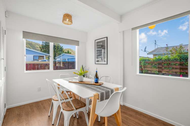 19 California Drive Totara Park_8