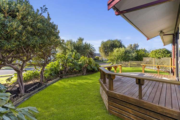 10 Eastern Beach Road Eastern Beach_17