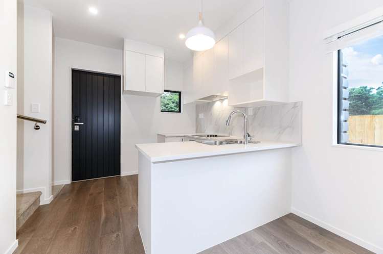 39 Morihana Close Glen Eden_7