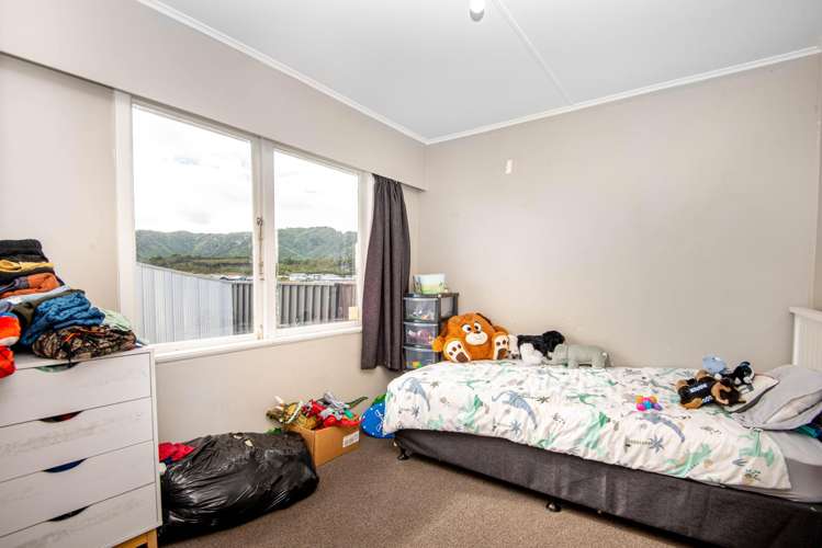 28 Wetherby Grove Wainuiomata_12