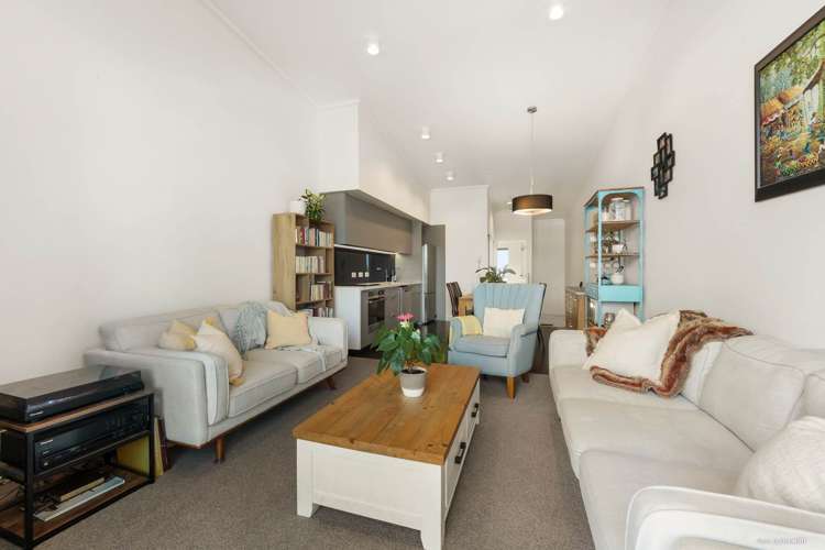 607/38 Mccrae Way New Lynn_7