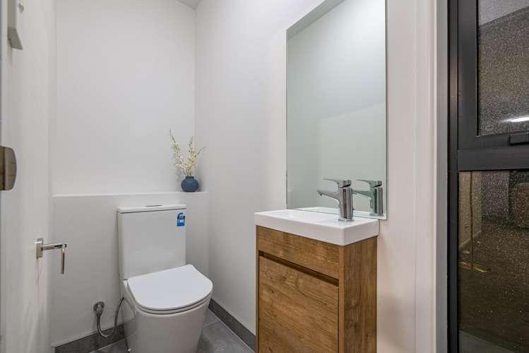 6/43B Waimumu Road Massey_13