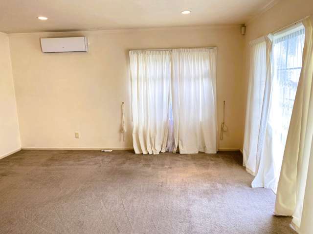 70 Gosford Drive Botany Downs_1