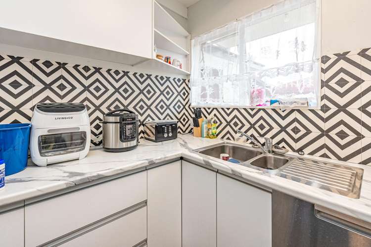 13B Konini Street_5