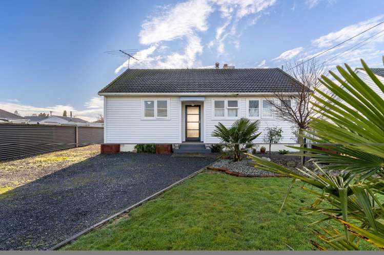 6 Duthie Street Milton_11