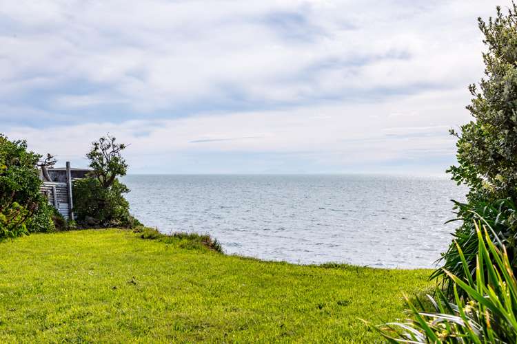 1598 Cape Palliser Road Cape Palliser_19