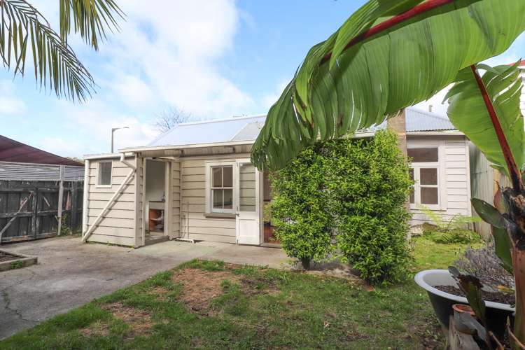 202 Kirkwood Street Thames_17