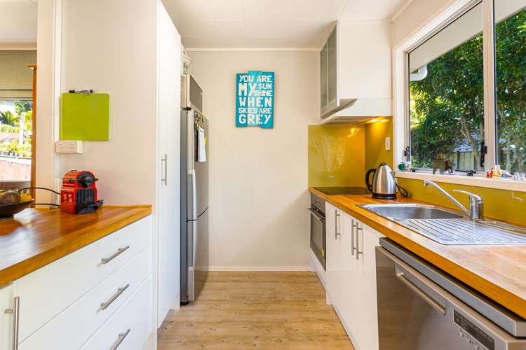 117 Daffodil Street Titirangi_5