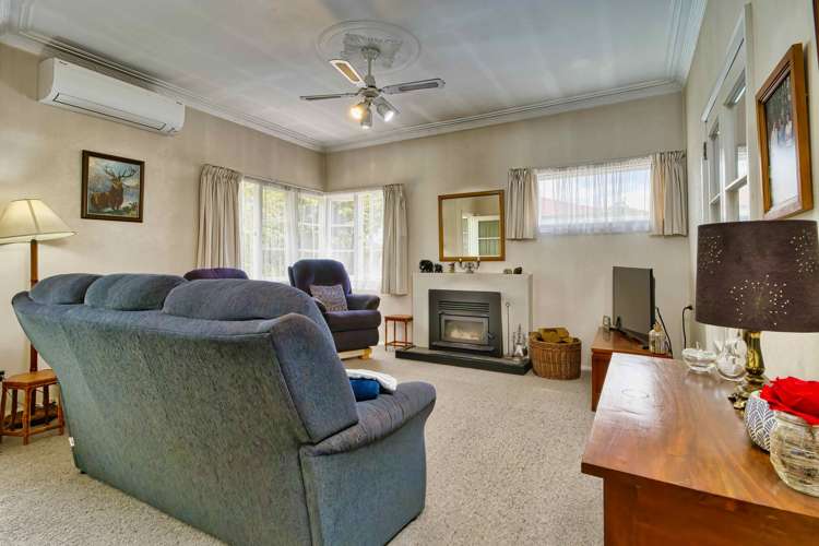 908 Clive Street Akina_2