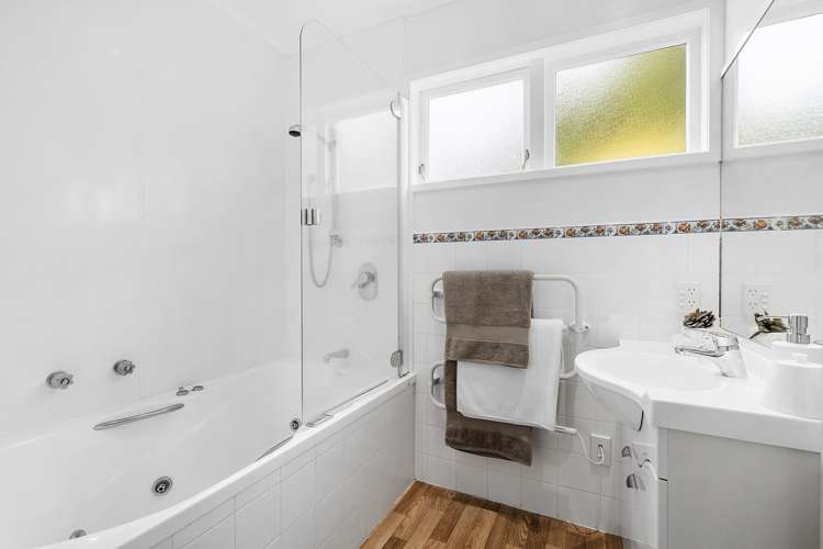 8 Saint Annes Square Tawa_33