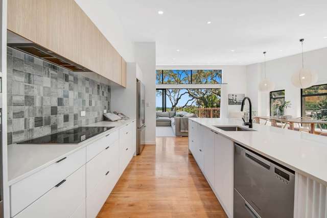 167 Motutara Road Muriwai_4