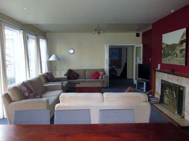 102 Shiel Street Reefton_13