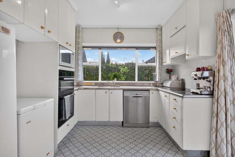 12 Bellevue Road Woburn_10