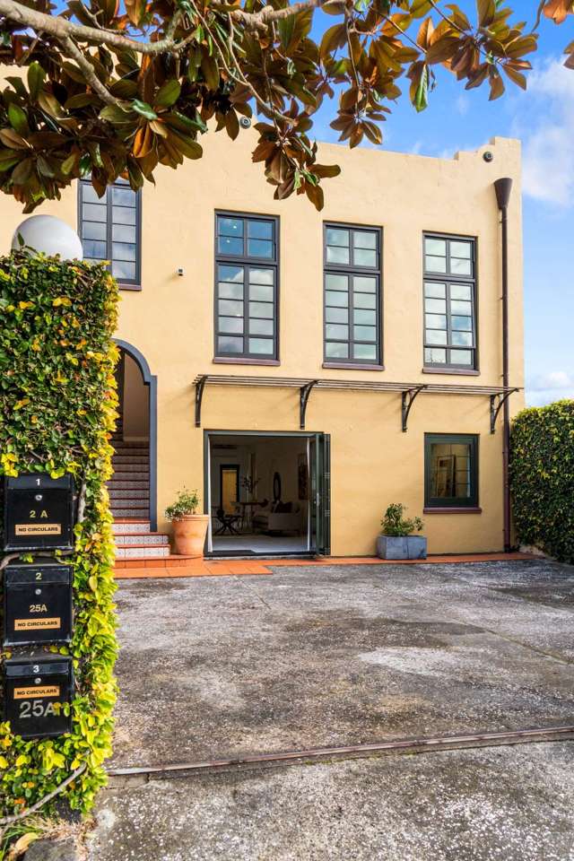 ‘Spanish’ apartments in Devonport for sale - ‘family have lived there at one time or another’