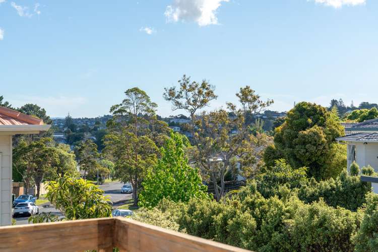 2/65 Lavery Place Sunnynook_4