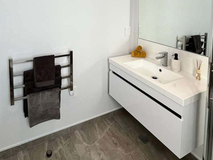 3/27 Harewood Road Papanui_8