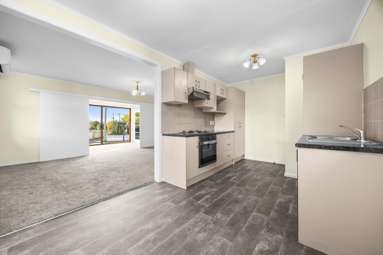 75B Hutton Street_4