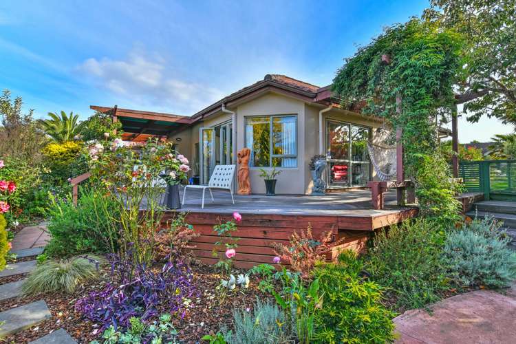 12 Crannog Fen Wattle Downs_5