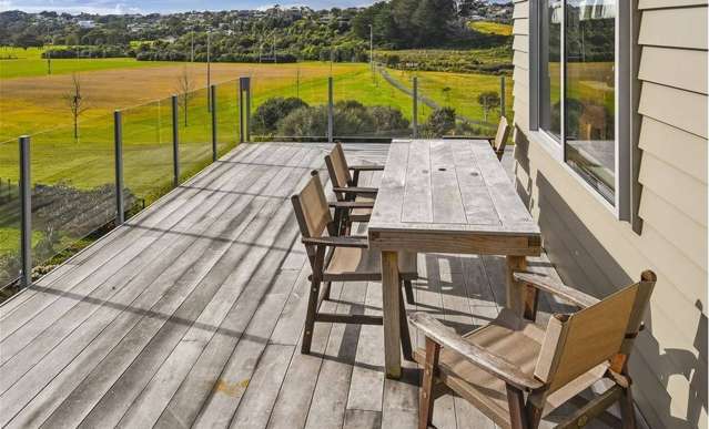 16 Rimu Road Stanmore Bay_2