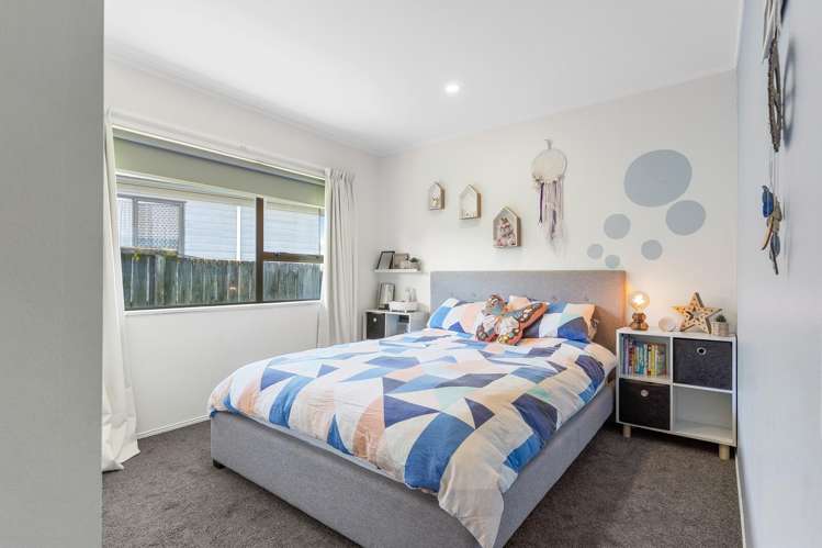 162 Carnoustie Drive Wattle Downs_17