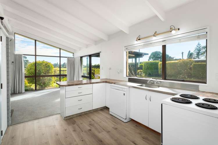 81 Beach Road Katikati_4