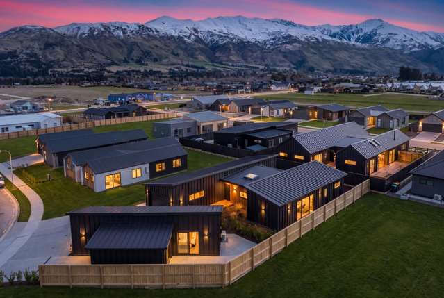 11 Buttercup Street Wanaka_2