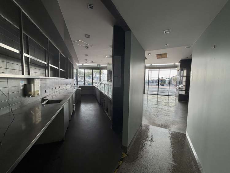 110 Customs Street West Auckland Central_8