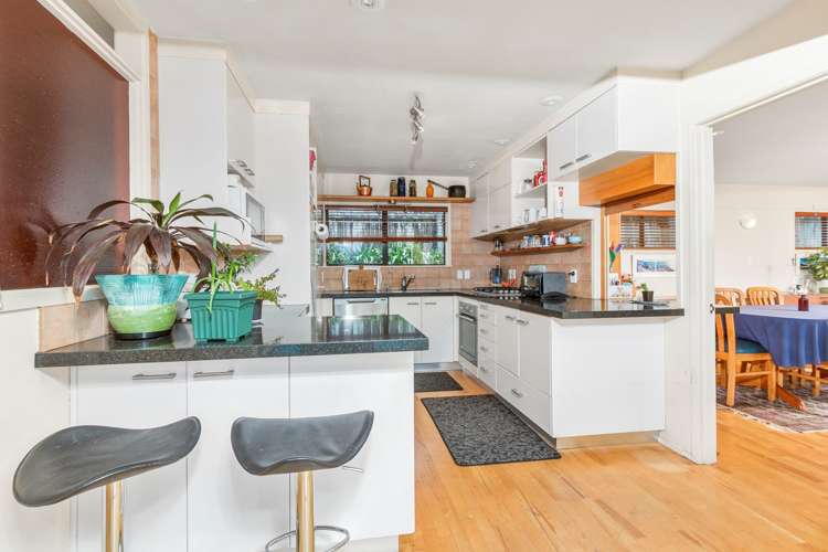 222 Whitney Street Blockhouse Bay_6