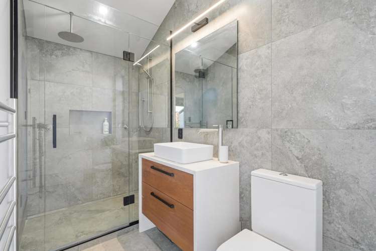 19 Dunbarton Street Redwood_14