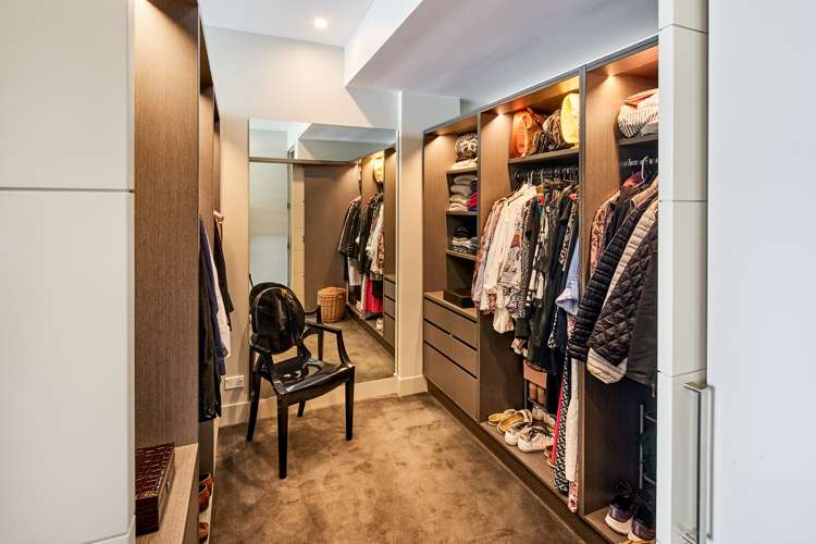 2b/3 Clyde Quay Wharf Te Aro_16