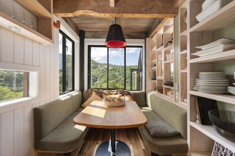 214 Barnard Street Wadestown_8