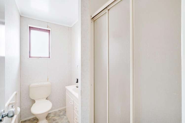 3 Jessica Court Dinsdale_13