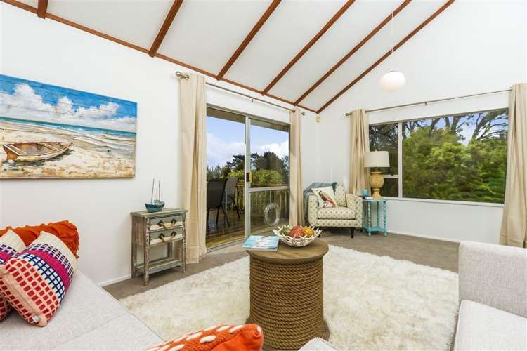 2/43 Brigantine Drive Beach Haven_2