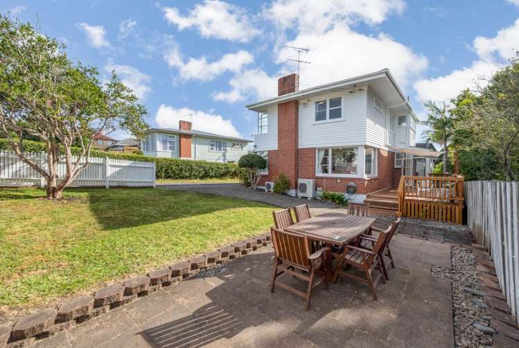 16 Belfast Street Hillsborough_25